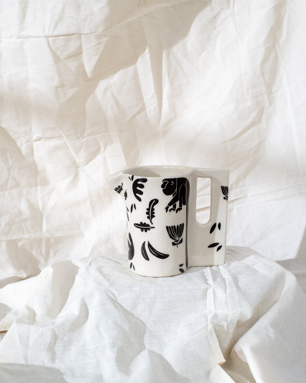 Medium Jug