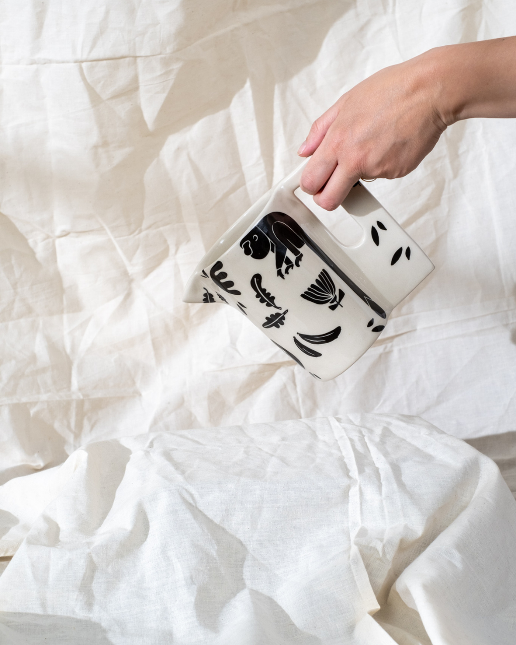 Medium Jug